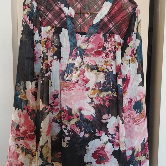 Blouse - Picture 2 of 4